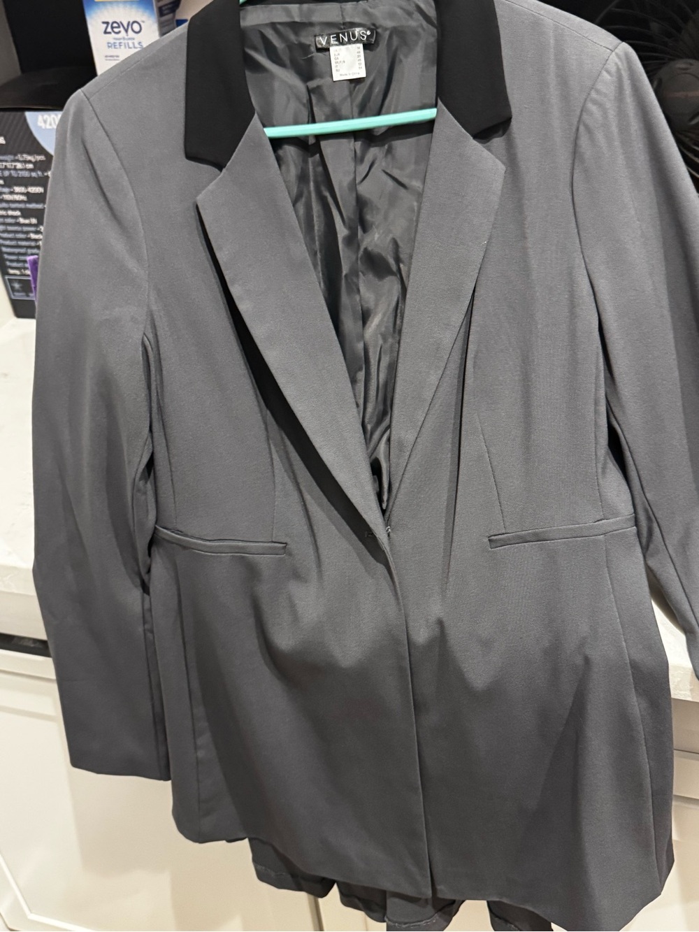 VENUS Gray Blazer with Black Contrast Collar